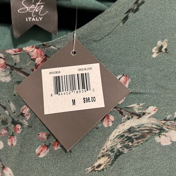 Sheer blouse with sewed in shell - Picture 3 of 3